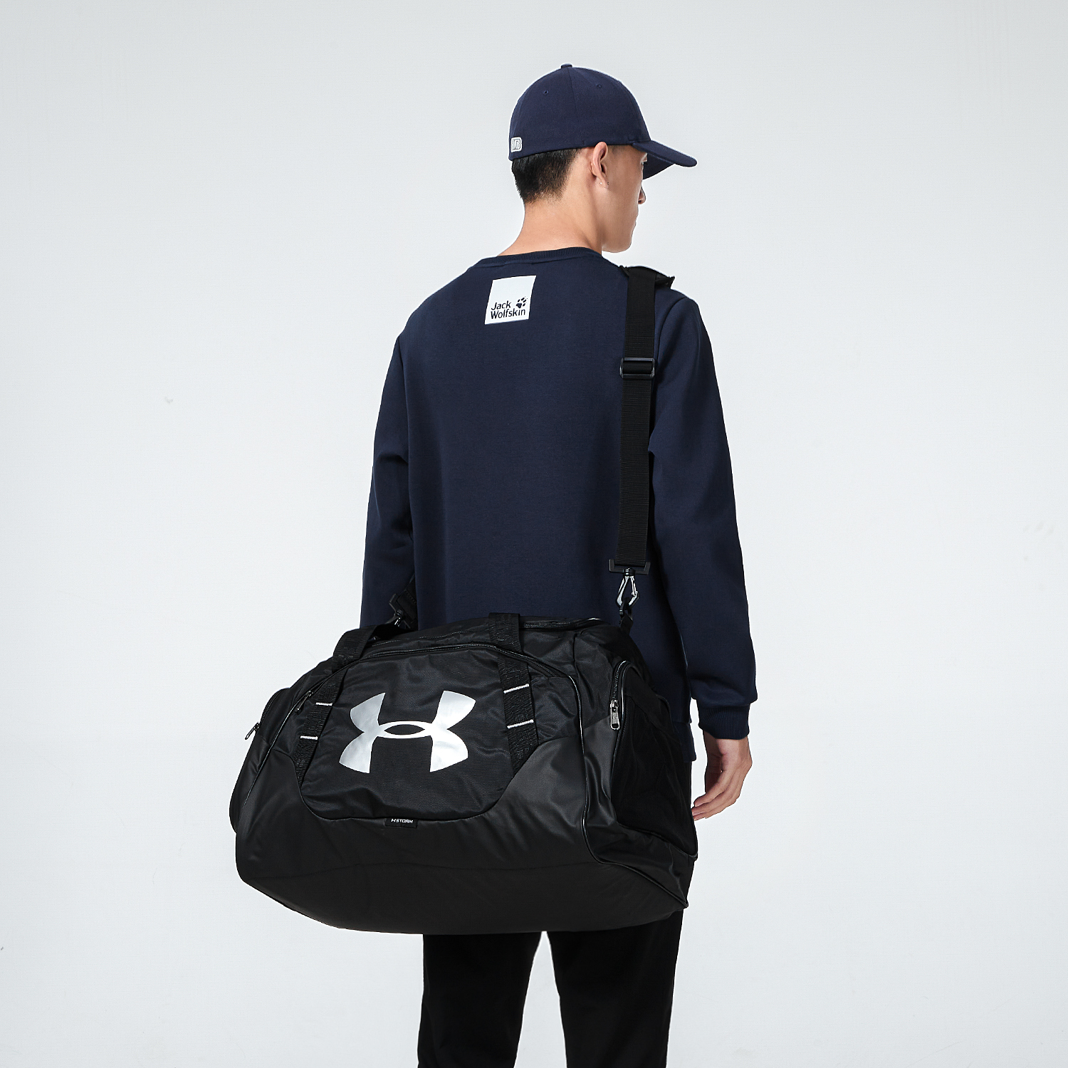 安德玛/UAUA Undeniable Duffle 3.0 MD中行李包1300213-001